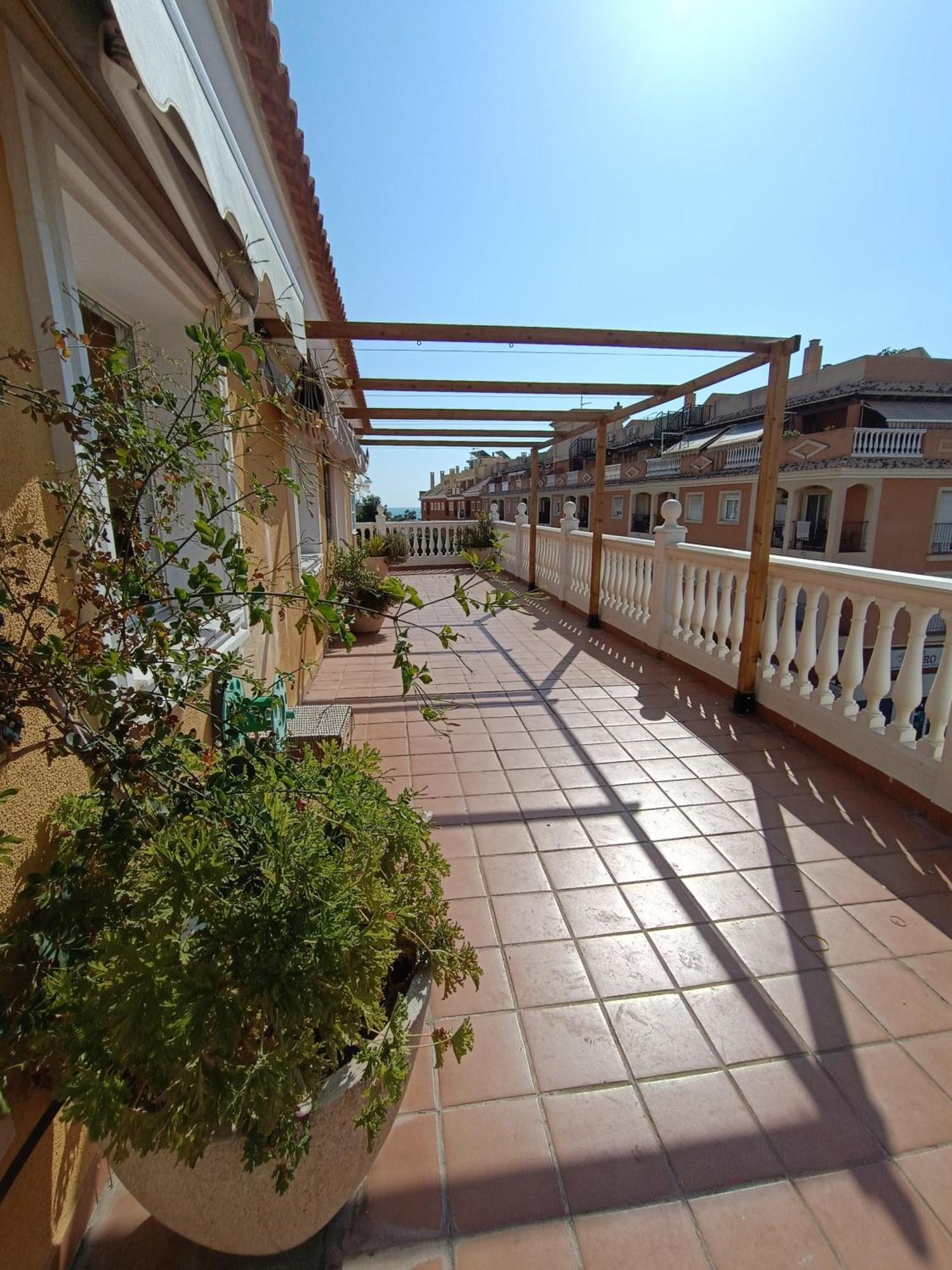 Lovely Penthouse In Front Of The Beach With Free Parking 말라가 외부 사진